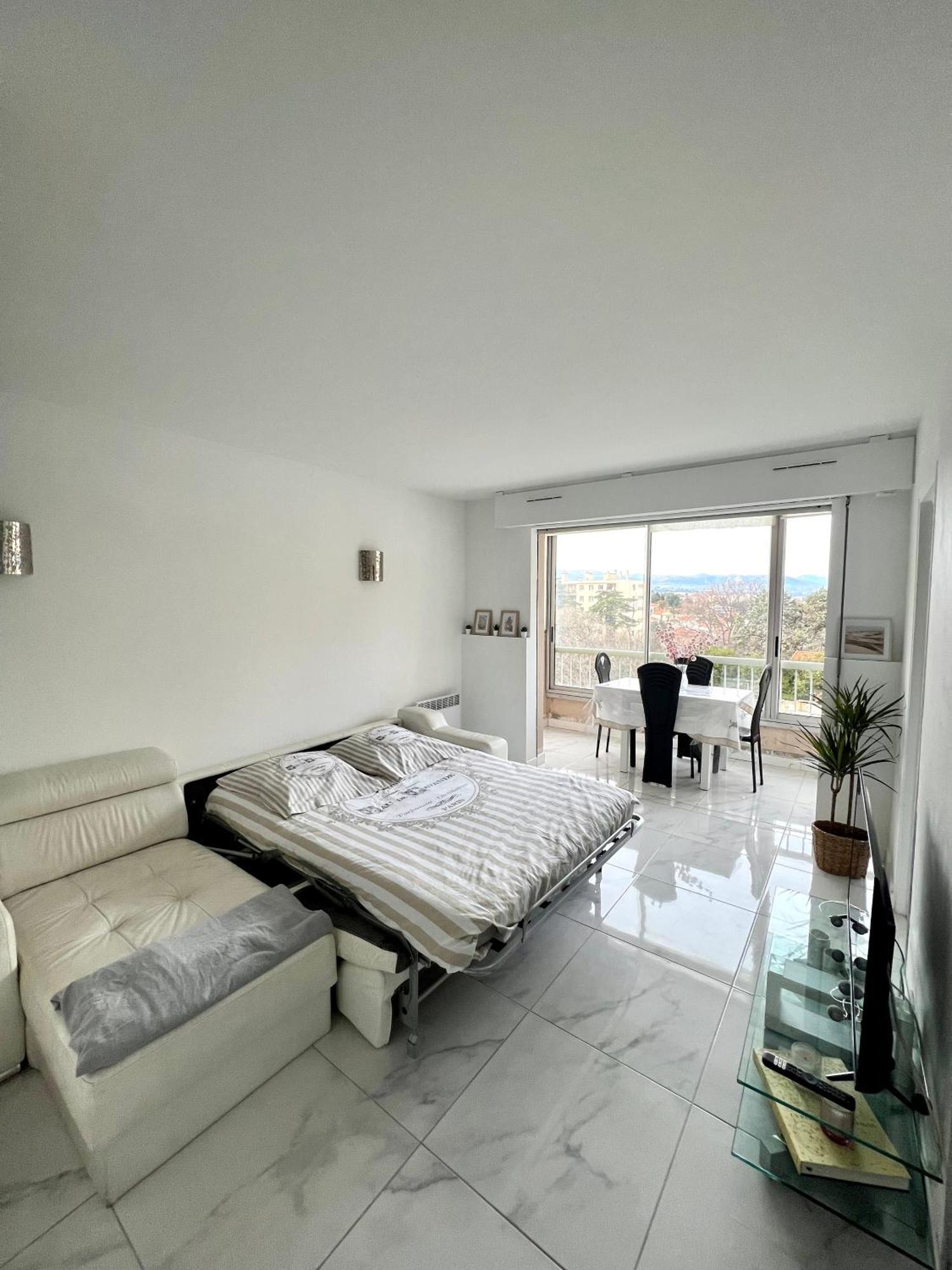 Studio 4 Couchages A 12 Min De La Plage A Pied Avec Wifi, Le Parking Est En Option Antibes Exterior foto