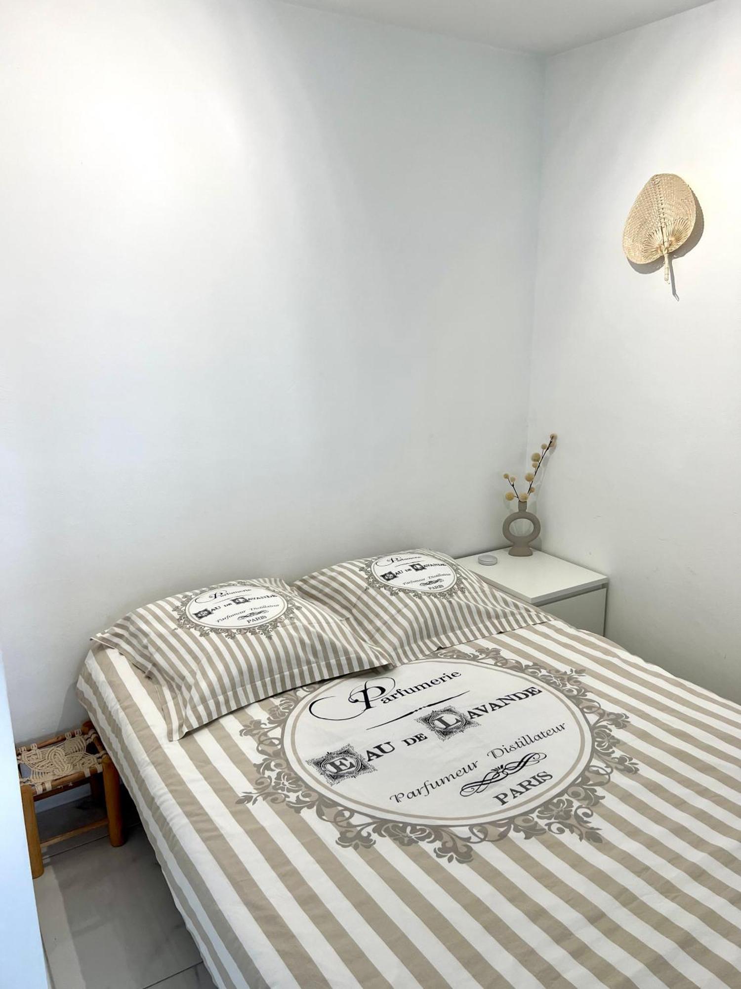 Studio 4 Couchages A 12 Min De La Plage A Pied Avec Wifi, Le Parking Est En Option Antibes Exterior foto