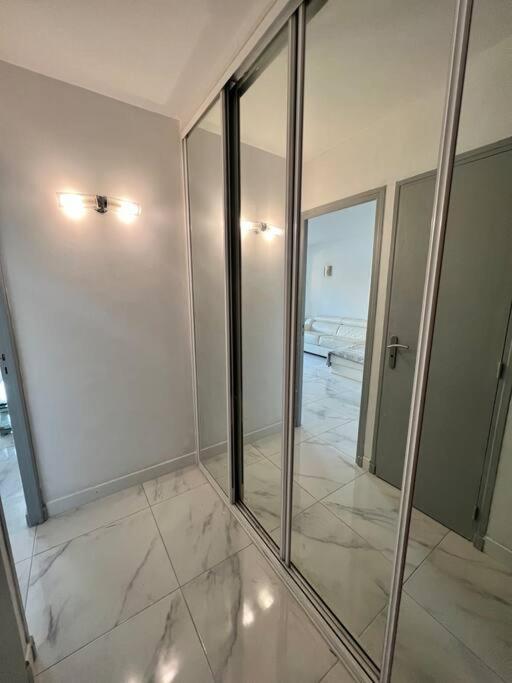 Studio 4 Couchages A 12 Min De La Plage A Pied Avec Wifi, Le Parking, Linge De Lits, Et Serviettes Sont En Option Antibes Exterior foto
